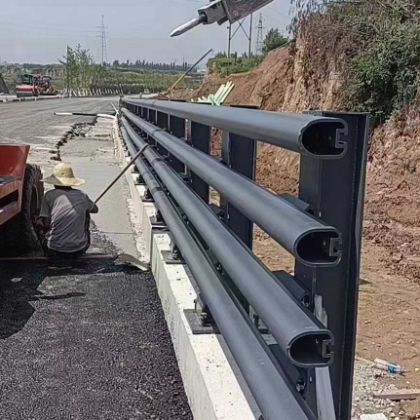 Bridge Railing | Bridge Barrier Manufacturer | Huiquan Group